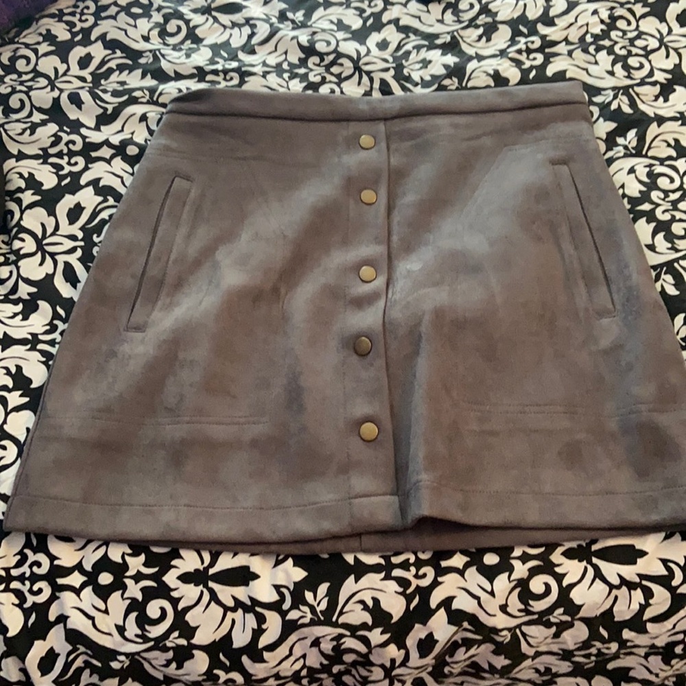 Sexy suede/velvet feel grey mini skirt